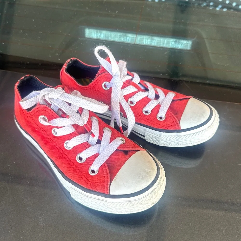 Converse All Star Crayola Scarlet Low Top Toddler Sneaker‎ Size 11 Orange Shoes